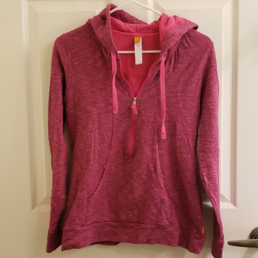 Lucy 1/2 zip hoodie pullover